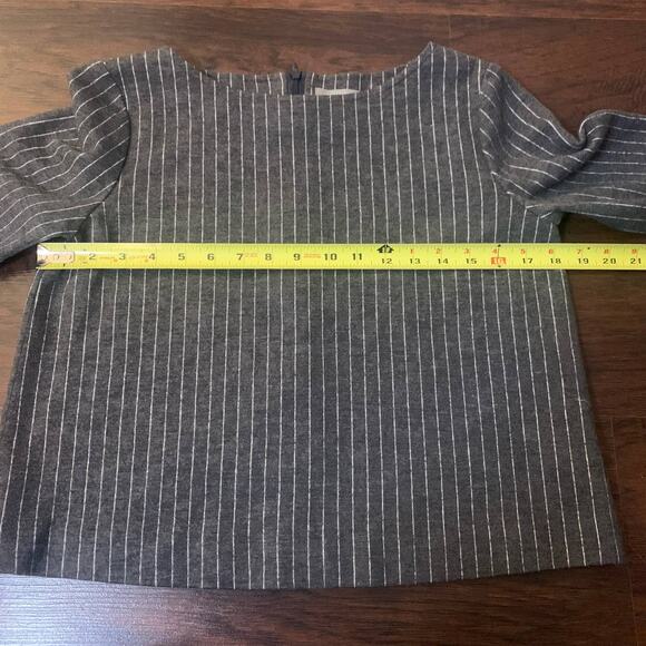 Theory Luxe gray 3/4 sleeve wool blouse size 40 - Picture 9 of 10